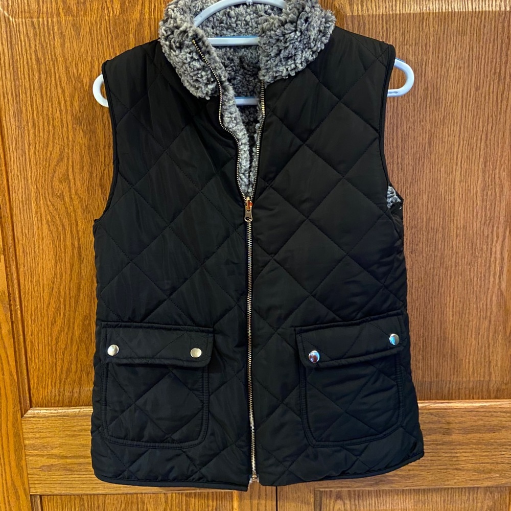 Black Reversible Soft Vest Womens Size Small